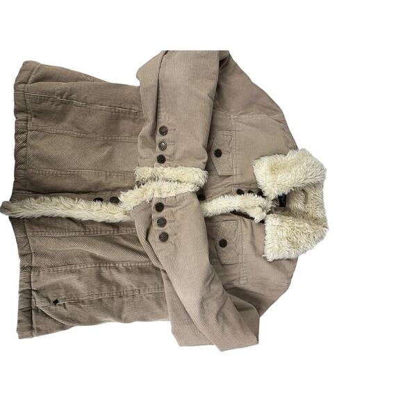 Black Rivet corduroy trucker jacket with a faux fur collar and trim
Size L - Picture 8 of 16